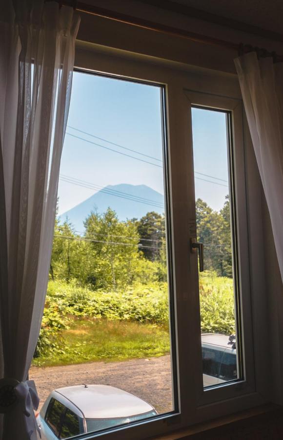 Niseko Ski Lodge - Higashiyama Bagian luar foto